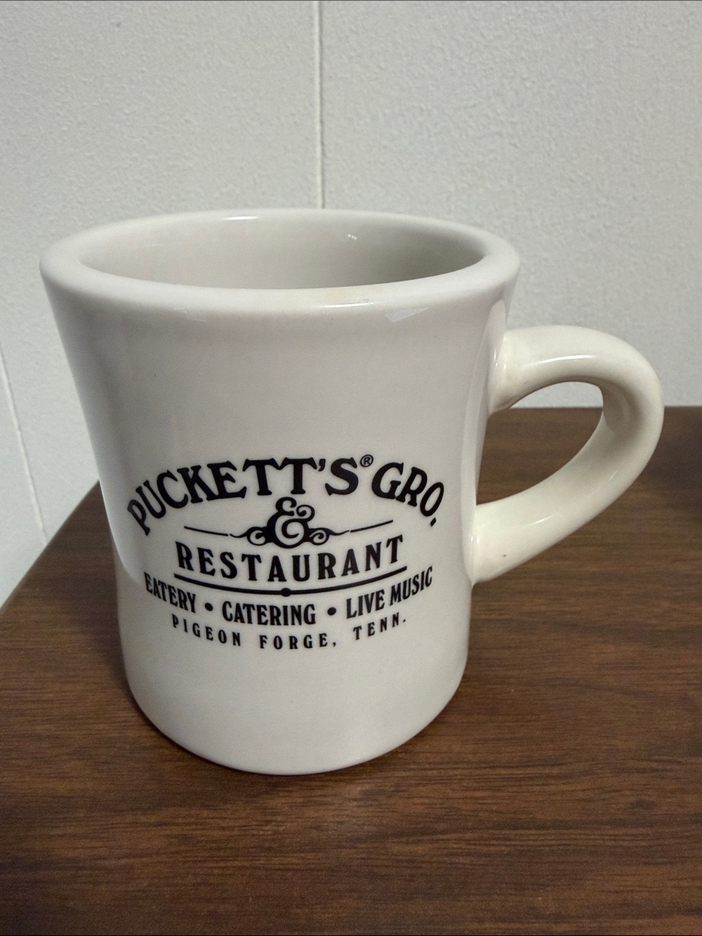Puckett’s Gro, Restaurant Pigeon Forge. Tenn. ADV. COFFEE MUG